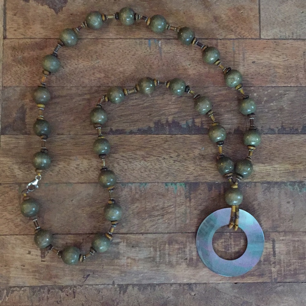 Beaded Necklace with Opalescent Circle Pendant